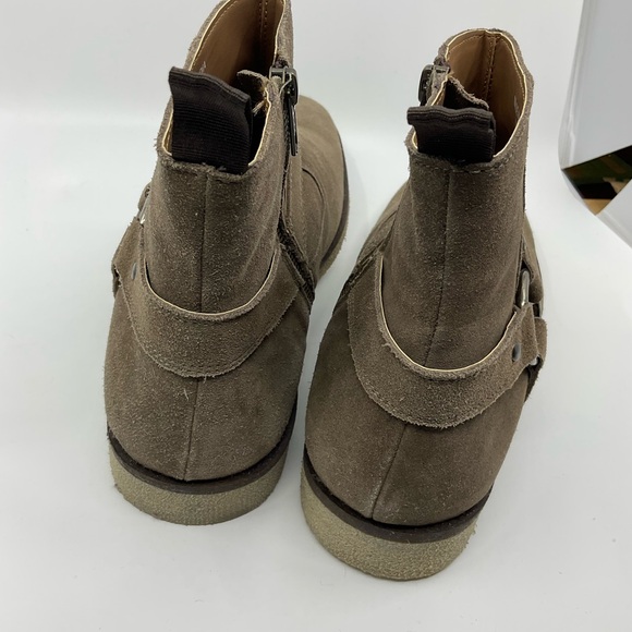 Walk London Hornchurch Stirrup Suede Ankle Boots - Picture 4 of 8